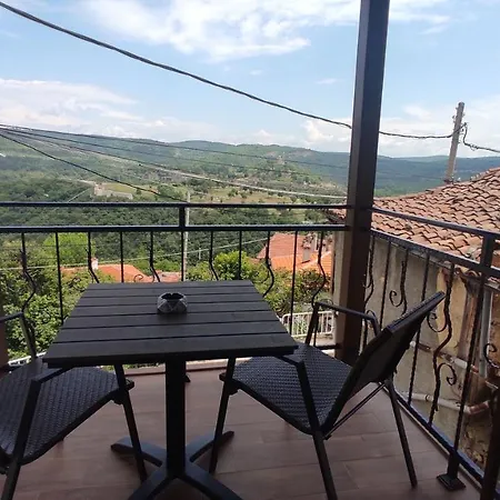 Family House Atanasovi